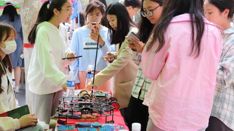 装备制造数字化改造：揭秘企业转型背后的技术逻辑与选型要点